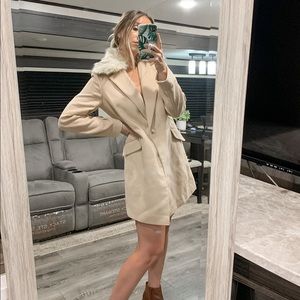 NWT TOPSHOP tan w/ faux fur coat size 6